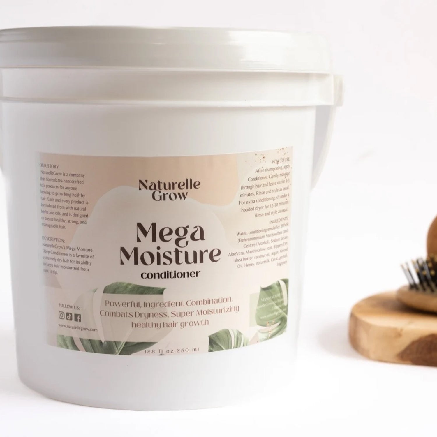 Mega Moisture Deep Conditioner (Bulk)